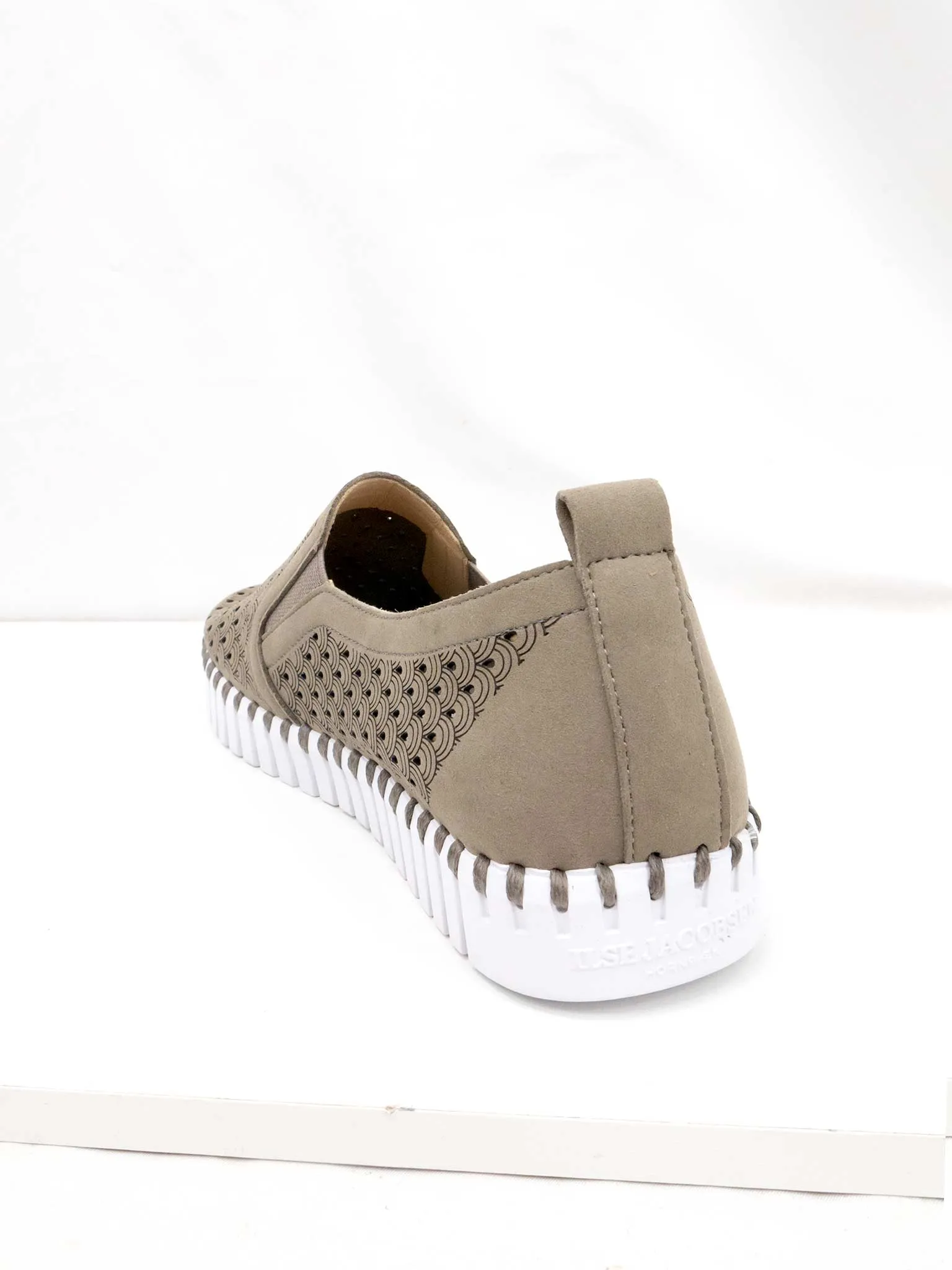 Tulip 141 Perforated Slip-On Platform Sneaker in Falcon