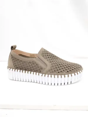 Tulip 141 Perforated Slip-On Platform Sneaker in Falcon